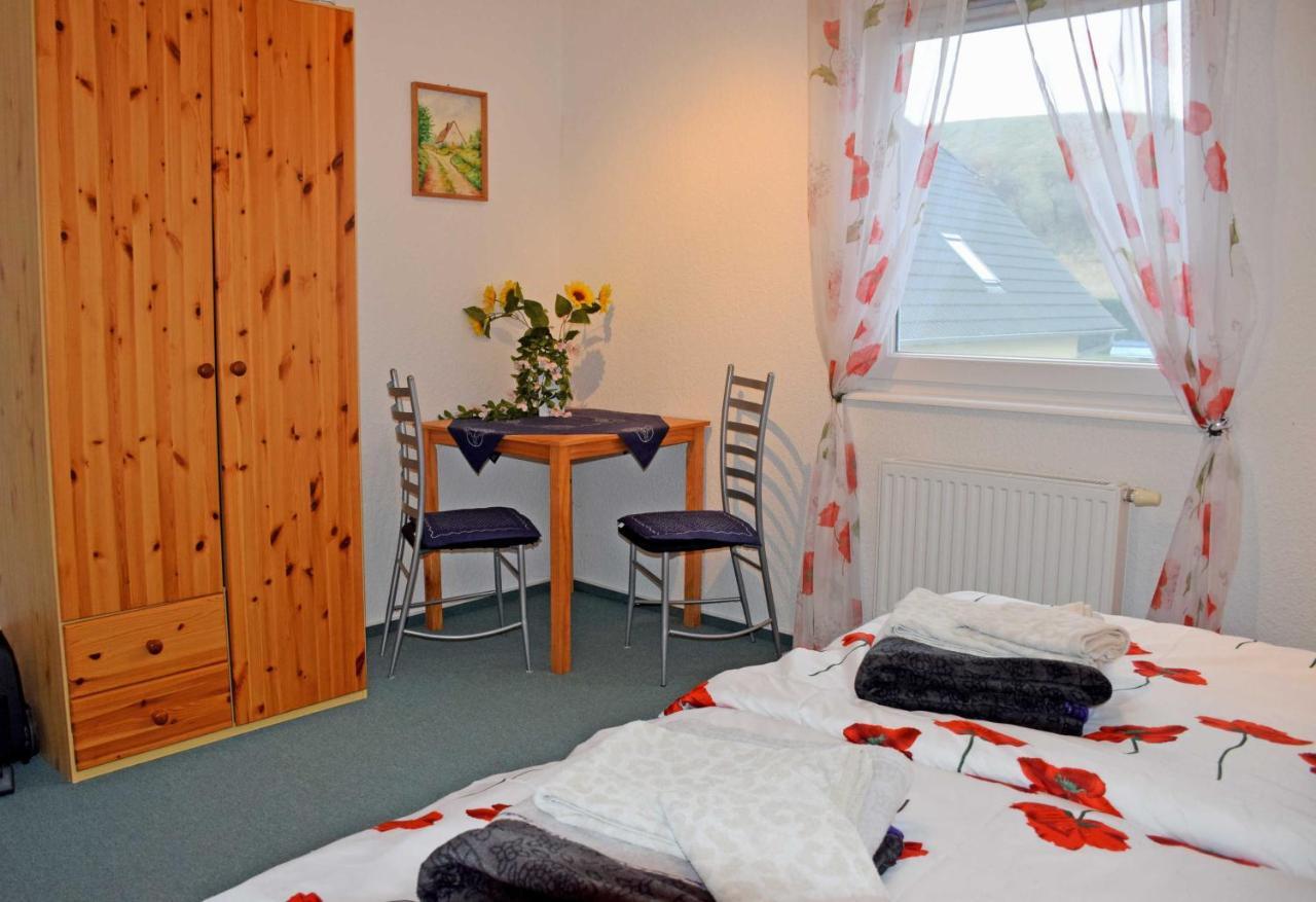 Ferienappartement Petra Kliesow Gager Ruang foto
